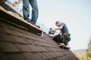 Local Roofers in Oakwood Village, OH